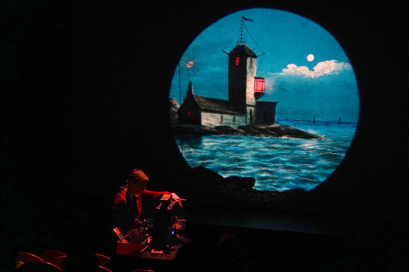 Ciné-spectacle tout doux au Théâtre La Mouche avec Etoile, où vas-tu ? jeudi 24 avril 2025