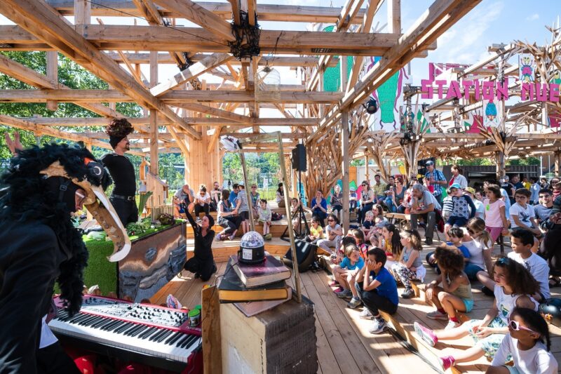 Découvrez l'opéra en famille à travers 3 mini-concerts pop-up à la Station Mue ce dimanche 8 juin 2025