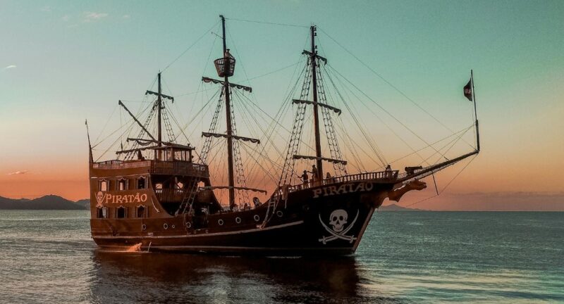 Montez à bord du théâtre flottant pour une aventure mystérieuse et ludique les 20 et 21 septembre 2025.