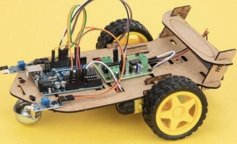 construction robot motorisé pour les enfants 