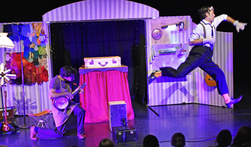 La boîte à gants pose ses valises à l'Acte 2 Théâtre du 17 au 24 octobre 2026